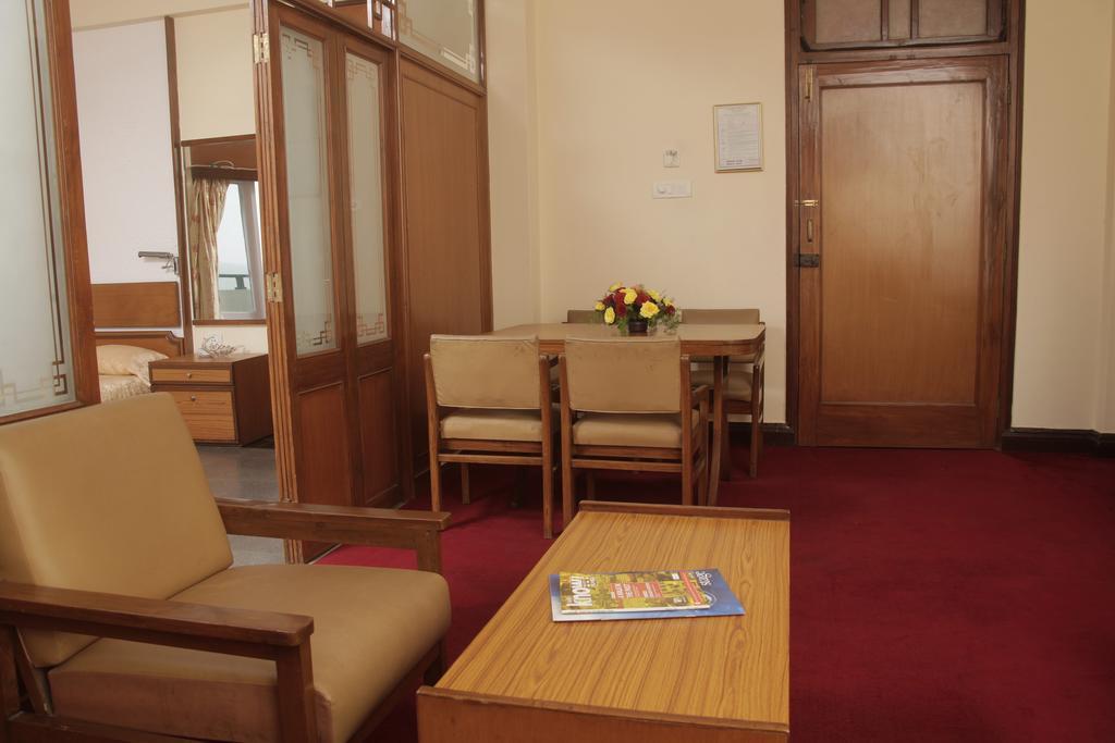 Sea Green South Hotel Мумбаї Екстер'єр фото