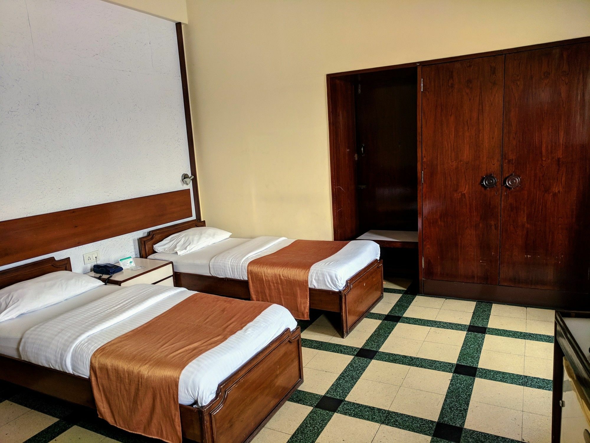 Sea Green South Hotel Мумбаї Екстер'єр фото